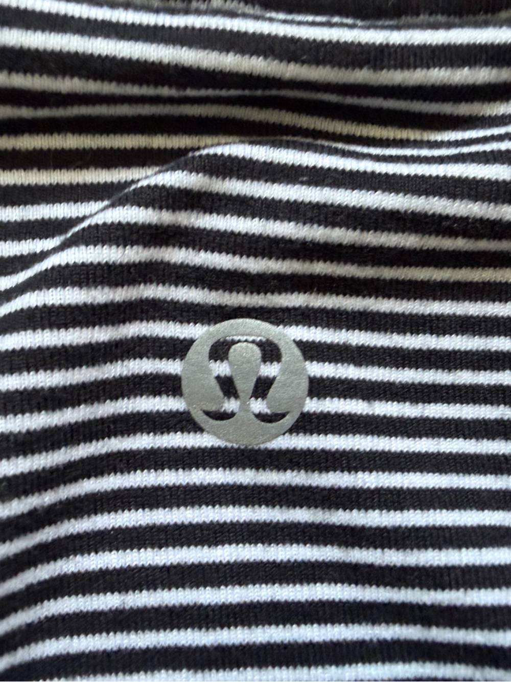 lululemon athletica Black and White Striped long Sleeve Tee Sz XXL Soft Athletic